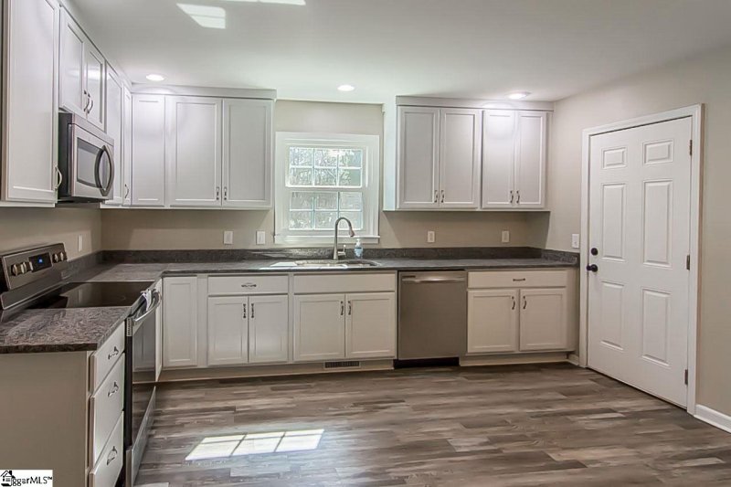 Property image 5 at 102 Princess Grace Avenue, Clemson, SC 29631