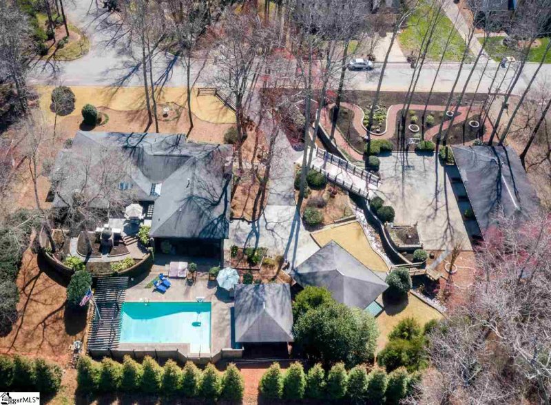 Property image 4 at 301 Rosebay Drive, Greenville, SC 29615