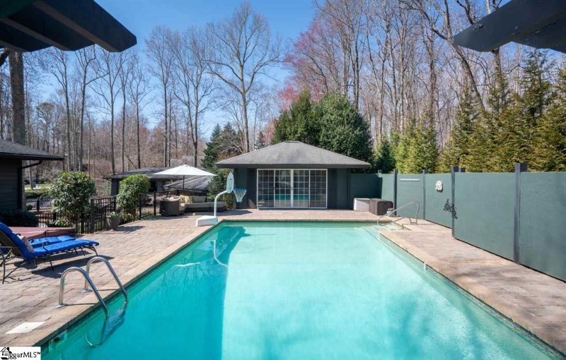 Property image 5 at 301 Rosebay Drive, Greenville, SC 29615