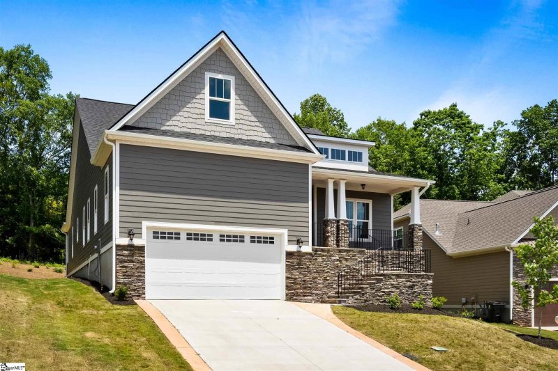 Property image 2 at 610 W Winding Slope Drive, Piedmont, SC 29673