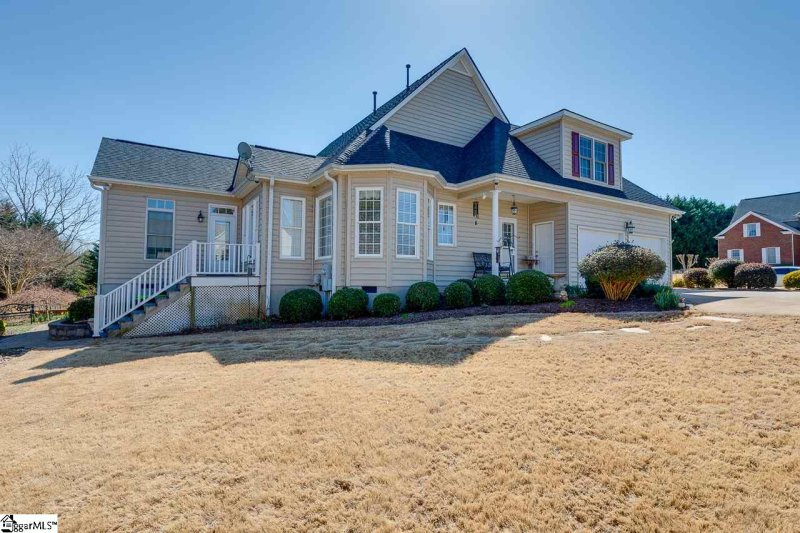 Property image 2 at 120 N Silver Beech Lane, Greer, SC 29651