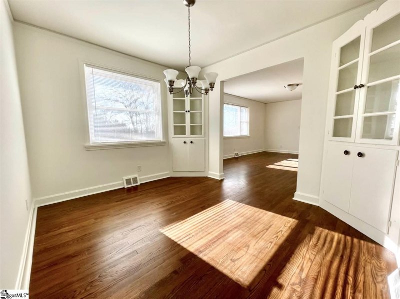 Property image 4 at 105 Blue Ridge Drive, Greer, SC 29651