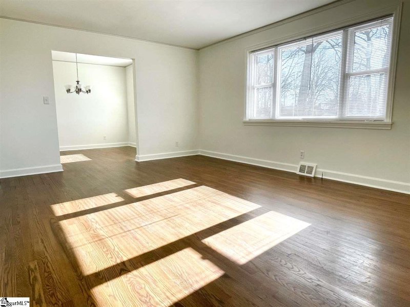 Property image 5 at 105 Blue Ridge Drive, Greer, SC 29651