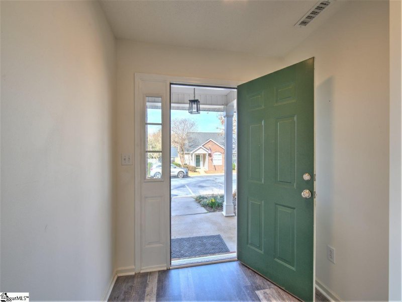 Property image 3 at 25 Enoree View Drive, Greer, SC 29650