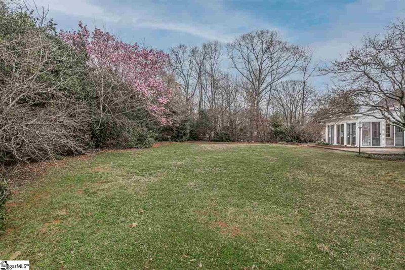 Property image 5 at 17 Meadow Lane, Greenville, SC 29615