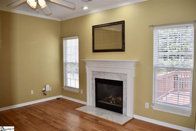 Property image 4 at 815 Laurel Meadows Parkway, Greenville, SC 29607