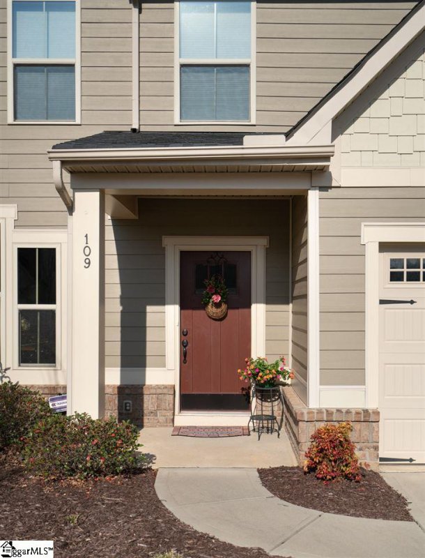 Property image 3 at 109 Vereen Court, Simpsonville, SC 29681