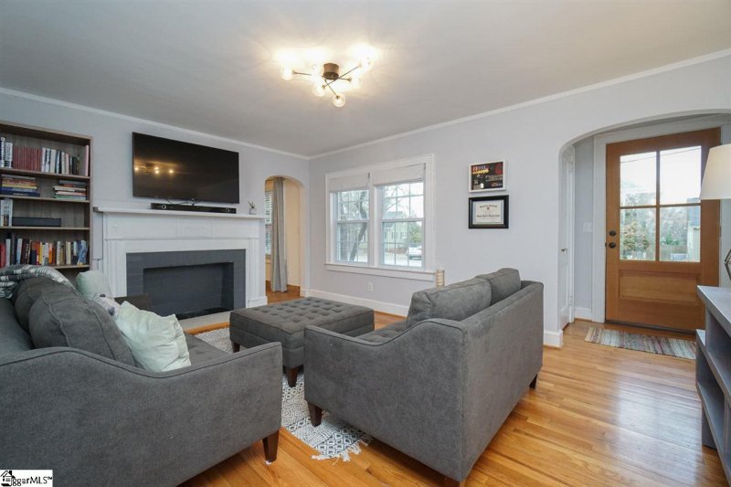 Property image 3 at 29 Simmons Avenue, Greenville, SC 29607