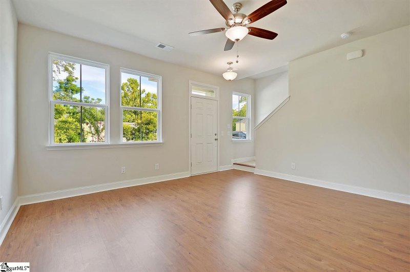 Property image 3 at 144 Valley Creek Drive, Boiling Springs, SC 29316