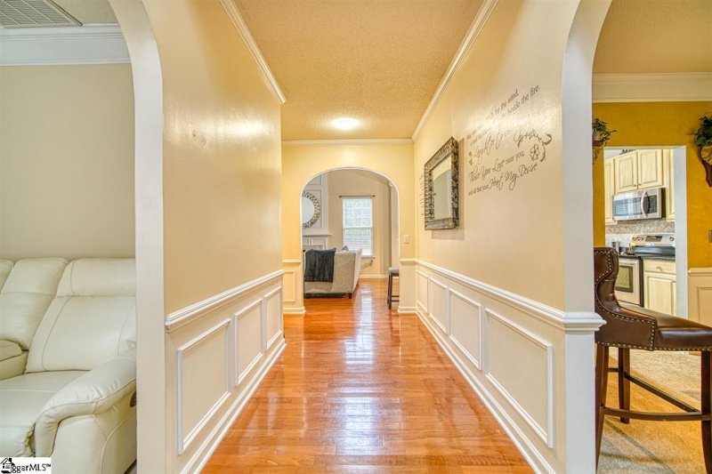 Property image 5 at 9 Birkhall Circle, Greenville, SC 29605