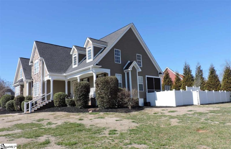 Property image 2 at 100 Edens Garden Way, Six Mile, SC 29682