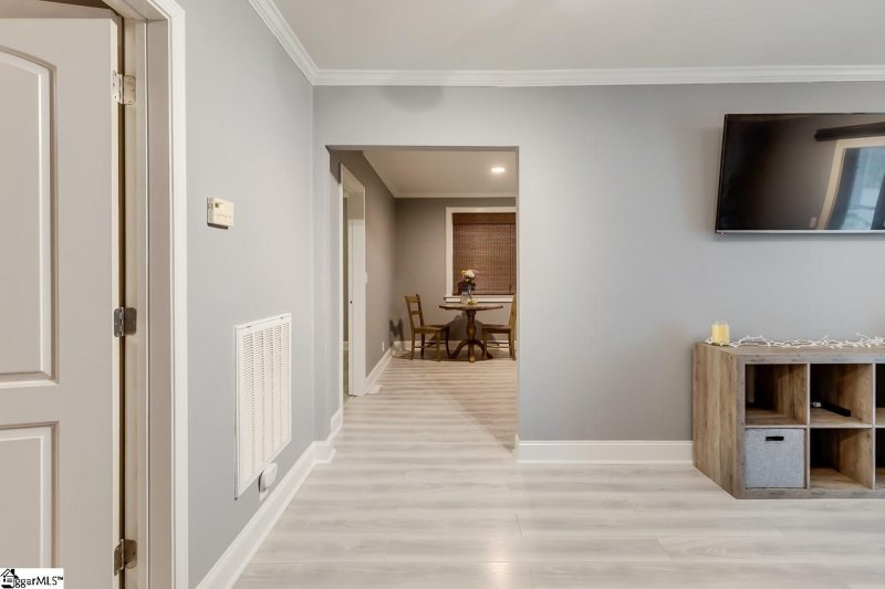 Property image 4 at 15 High Valley Boulevard, Greenville, SC 29605