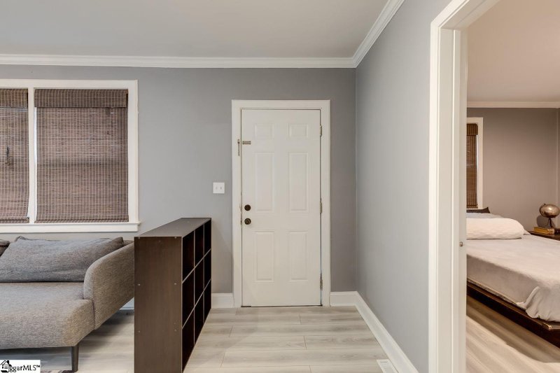 Property image 5 at 15 High Valley Boulevard, Greenville, SC 29605