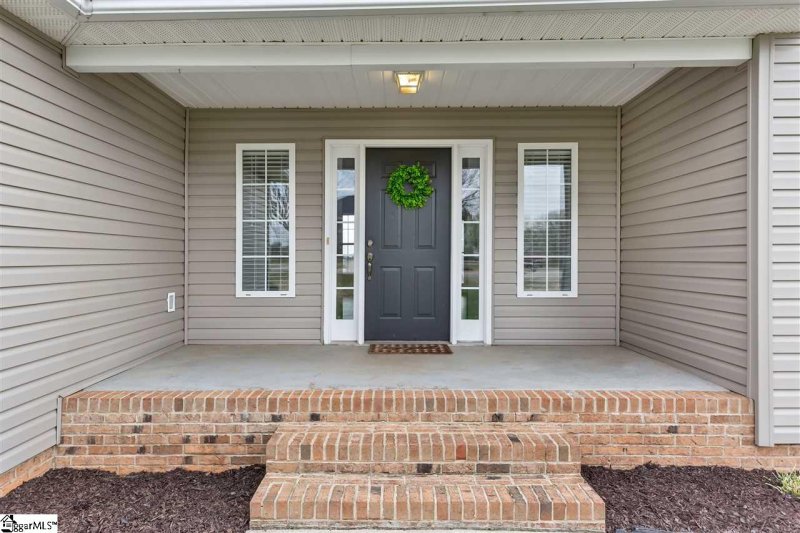 Property image 3 at 109 Abners Run Drive, Greer, SC 29651