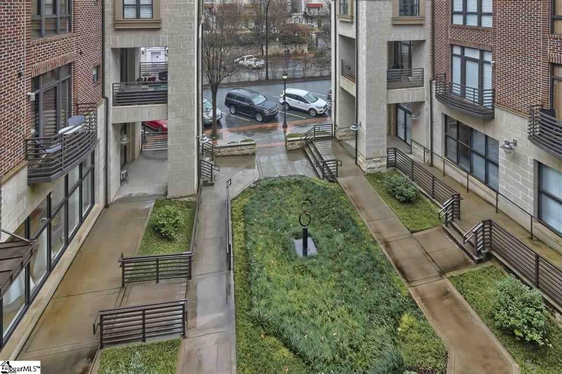 Property image 5 at 101 W Court Street, Greenville, SC 29601