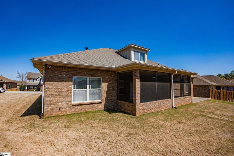 Property image 2 at 5 Ducktrap Court, Simpsonville, SC 29681