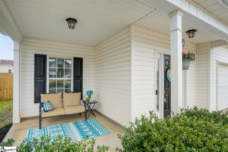 Property image 4 at 689 Flintrock Drive, Boiling Springs, SC 29316-7436