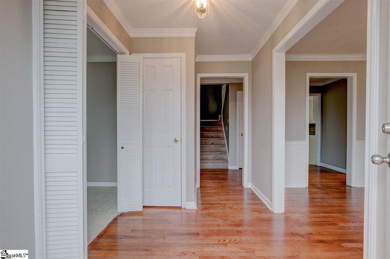Property image 4 at 221 Roberts Farm Road, Simpsonville, SC 29681