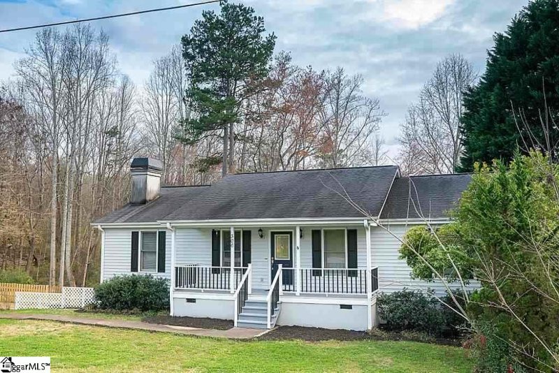 Property image 3 at 306 Woodfield Drive, Easley, SC 29643