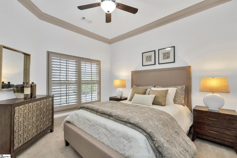 Property image 2 at 172 Ridgeland Drive, Greenville, SC 29601