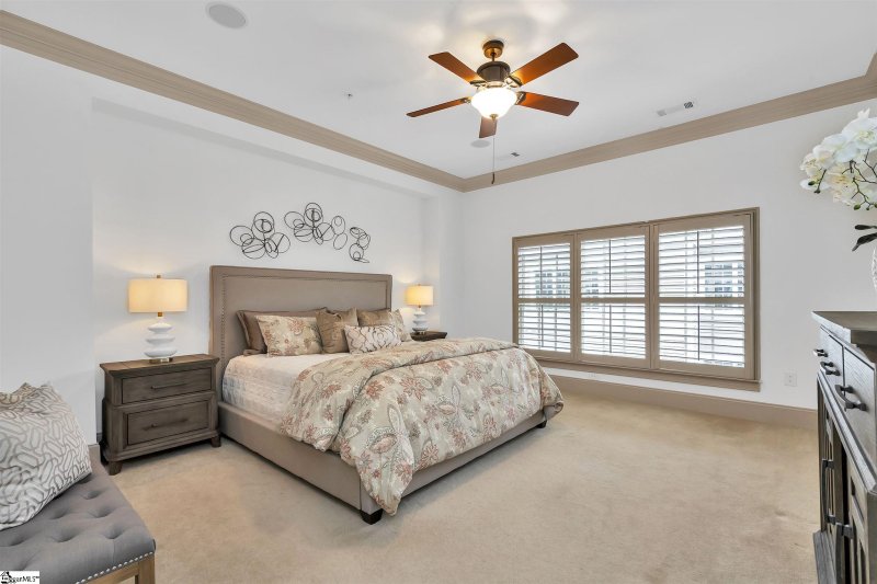 Property image 3 at 172 Ridgeland Drive, Greenville, SC 29601