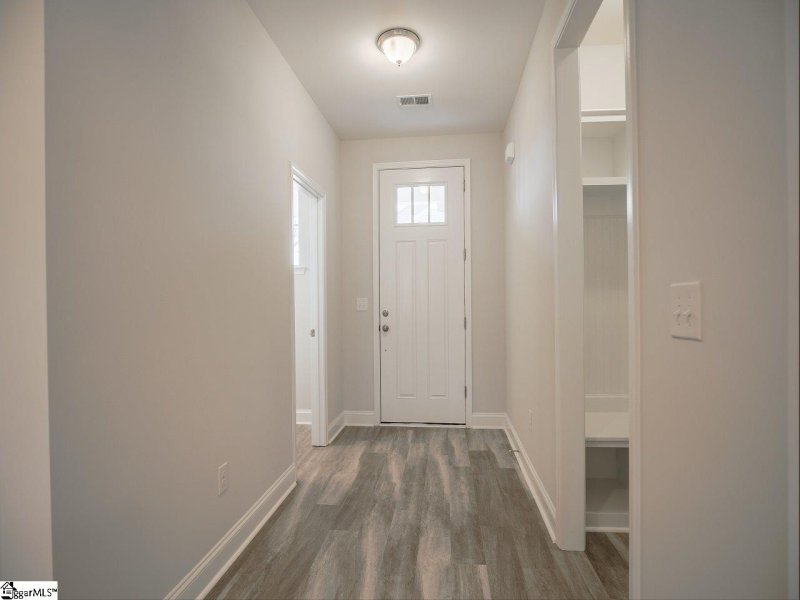 Property image 3 of 213 Wrightwood Lane in Rockbridge, Greer, SC 29650