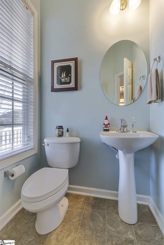 Property image 3 at 207 Long View Court, Pickens, SC 29671