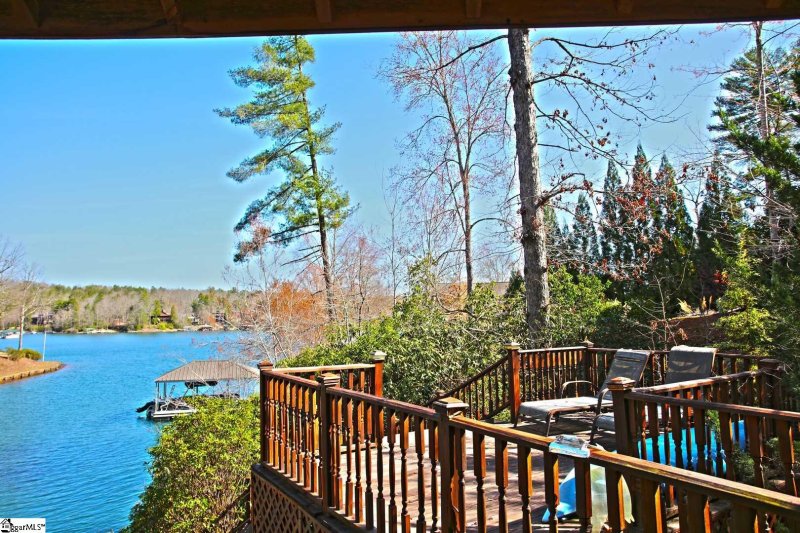 Property image 4 at 932 Bay Ridge Drive, Salem, SC 29676