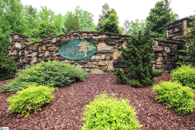 Property image 2 at 112 GARDEN GATE Trail, Marietta, SC 29661