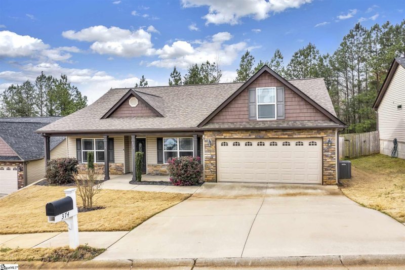 Property image 2 at 374 N Timm Creek Avenue, Roebuck, SC 29376