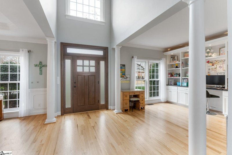 Property image 3 at 220 Huddersfield Drive, Simpsonville, SC 29681