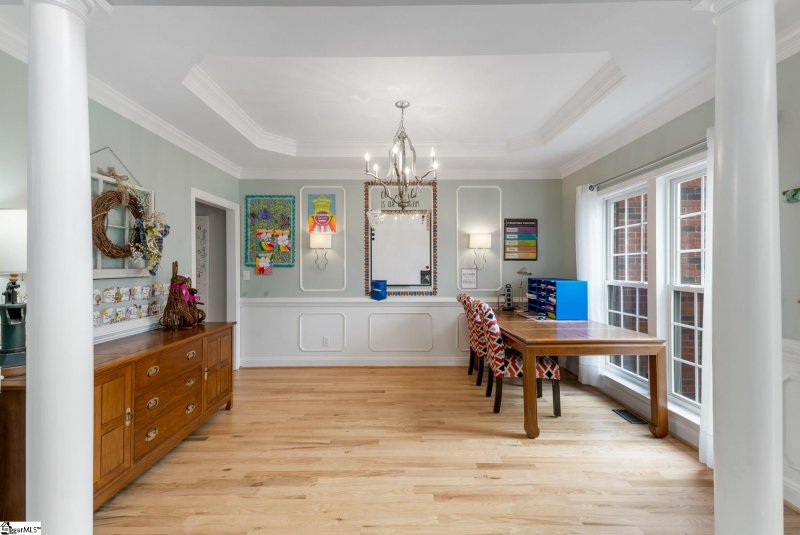 Property image 5 at 220 Huddersfield Drive, Simpsonville, SC 29681