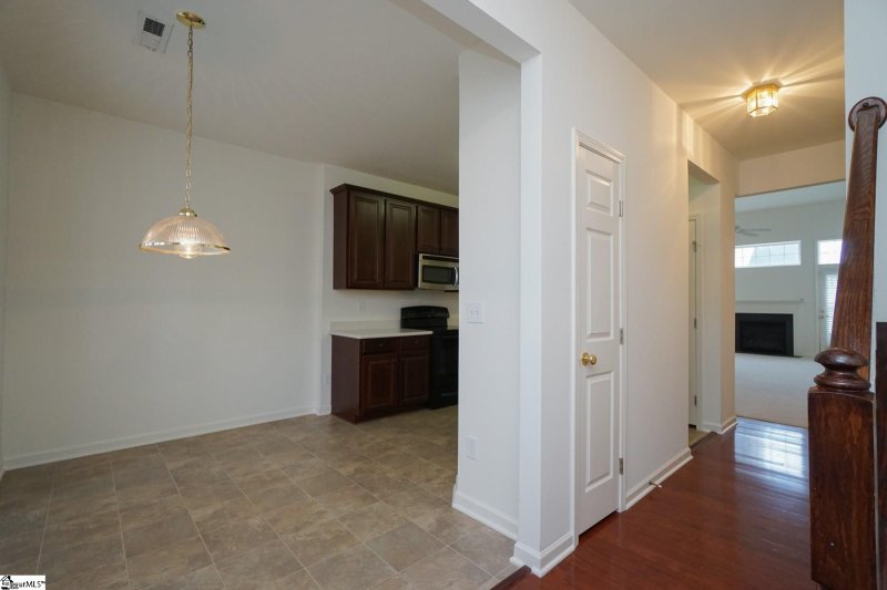 Property image 4 at 306 Majesty Court, Greenville, SC 29615