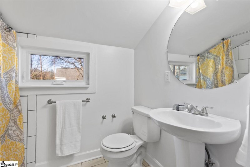 Property image 4 at 20 Haynesworth Street, Greenville, SC 29611