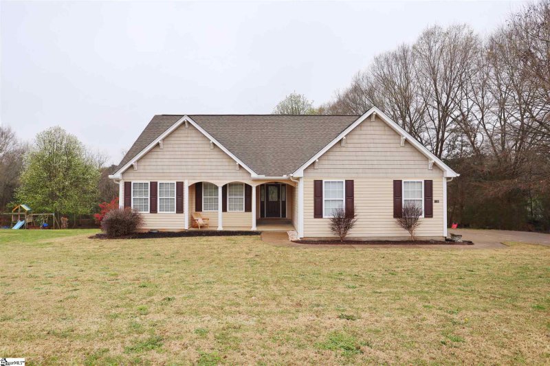 Property image 3 at 124 Abners Run Drive, Greer, SC 29651