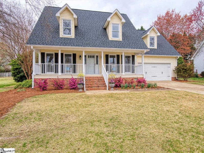 Property image 2 at 120 Treebrooke Drive, Greenville, SC 29607