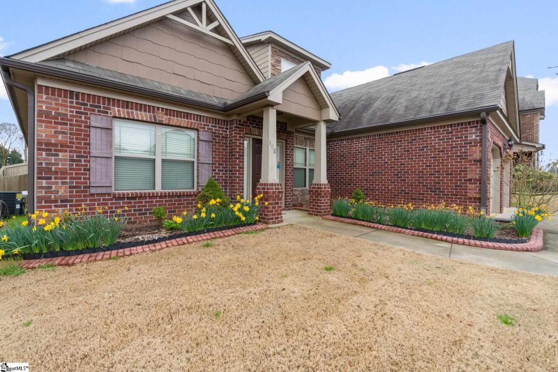 Property image 2 at 108 Dairwood Drive, Simpsonville, SC 29680