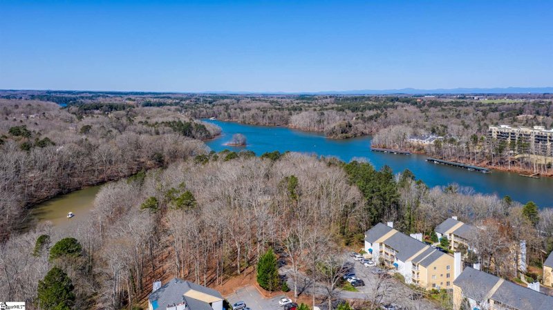 Property image 3 at 101 Northlake Drive, Anderson, SC 29625