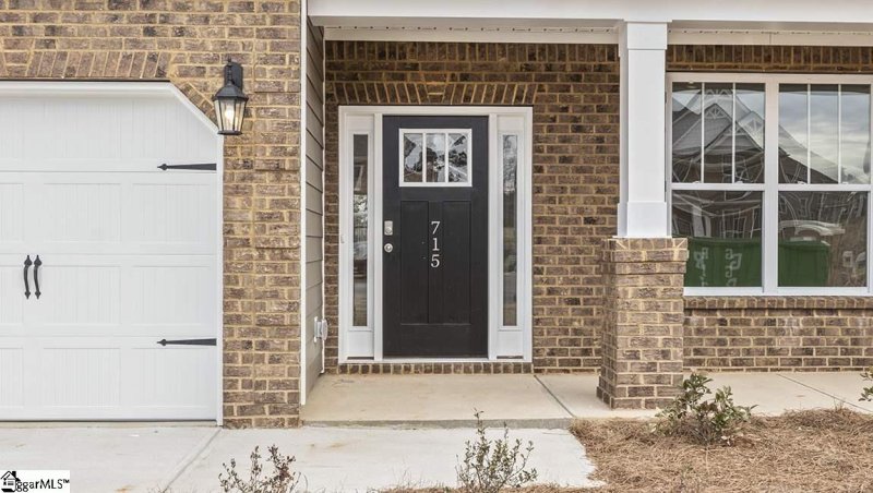 Property image 2 at 521 Fox Run Trail, Woodruff, SC 29388