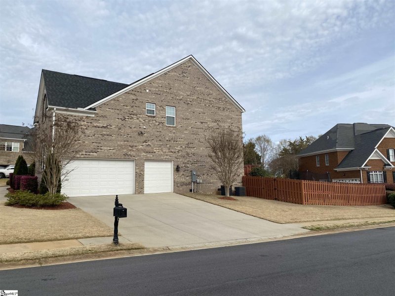 Property image 4 at 2 Clifton Grove Way, Simpsonville, SC 29681