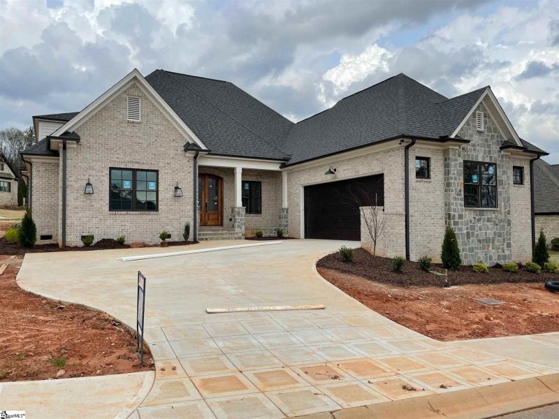 401 Southern Beech Court