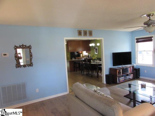 Property image 3 at 301 Tollgate Road, Simpsonville, SC 29681