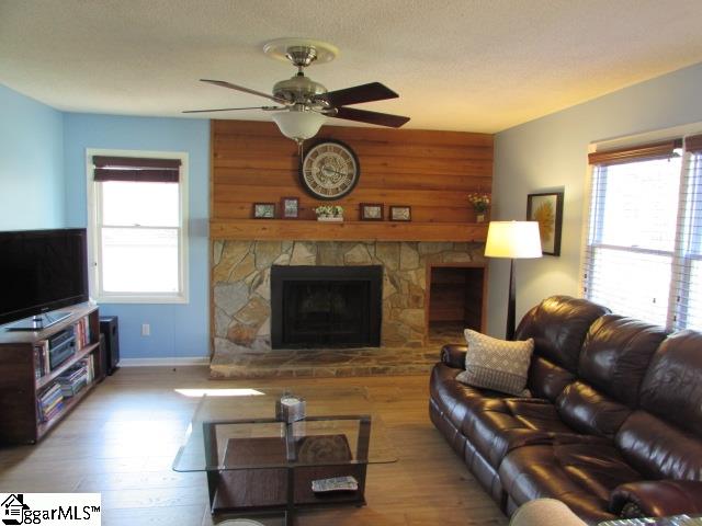 Property image 4 at 301 Tollgate Road, Simpsonville, SC 29681