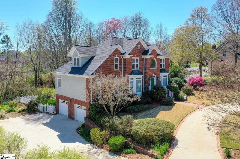 Property image 3 at 208 Huntcliff Drive, Taylors, SC 29687