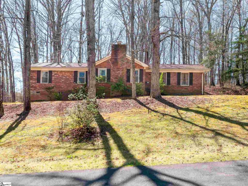 Property image 2 at 406 Roosevelt Drive, Easley, SC 29642