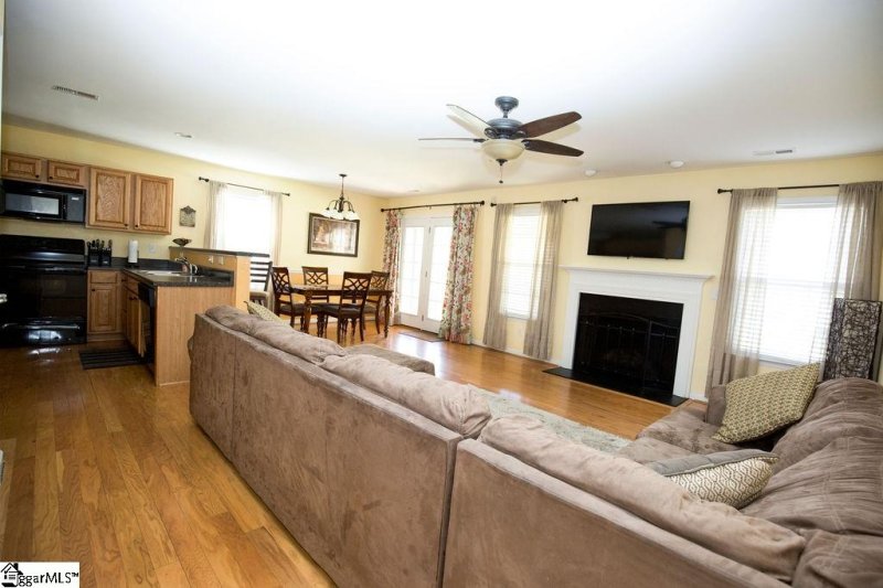 Property image 2 at 106 Wood Hopper Court, Easley, SC 29642