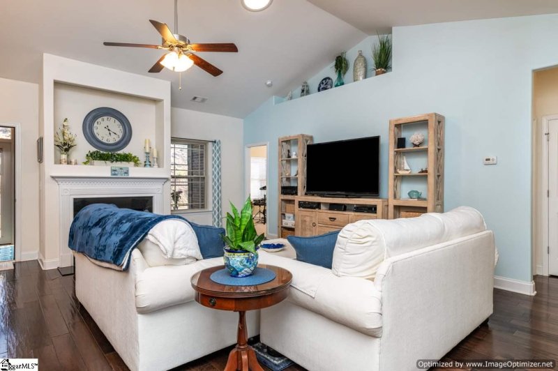 Property image 3 at 15 Choppee Court, Simpsonville, SC 29681