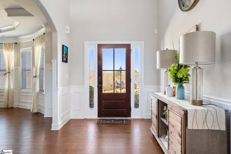 Property image 2 at 432 Coleridge Lane, Greer, SC 29651