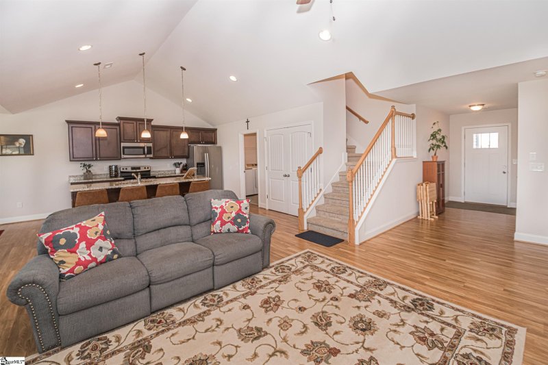 Property image 3 at 614 E Keepsake Lane, Inman, SC 29349