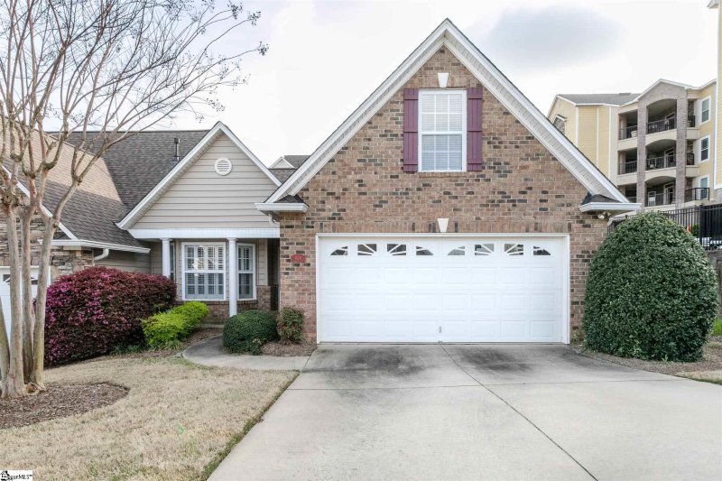 Property image 2 at 400 Falling Rock Way, Greenville, SC 29615